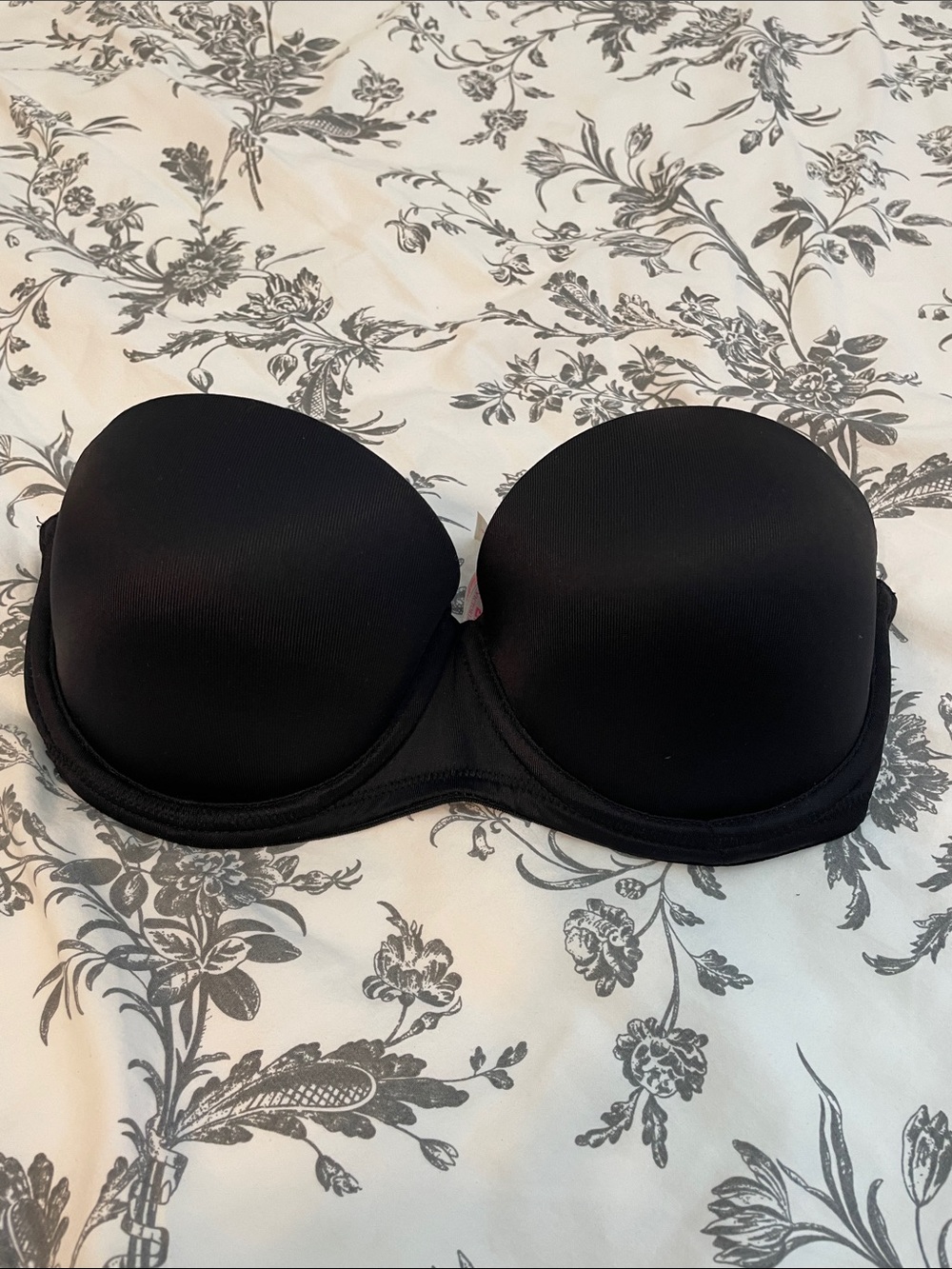 PINK Victoria's Secret Black Strapless Push-Up Bra.